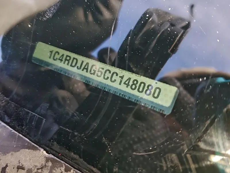 2012 DODGE DURANGO SXT  