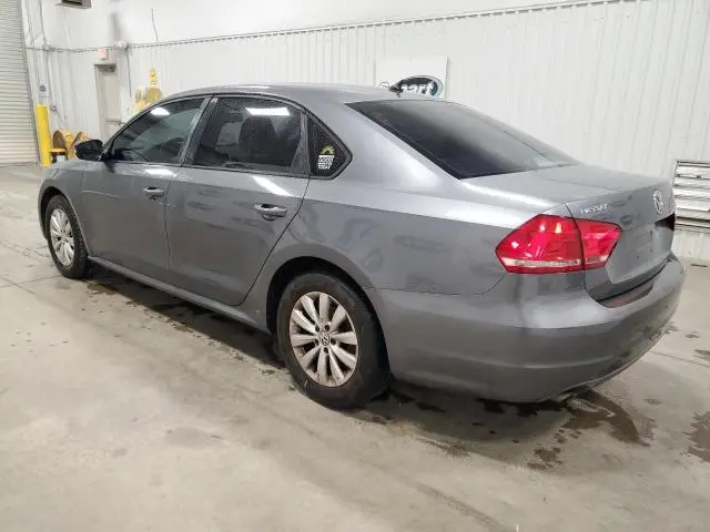 2013 VOLKSWAGEN PASSAT S  