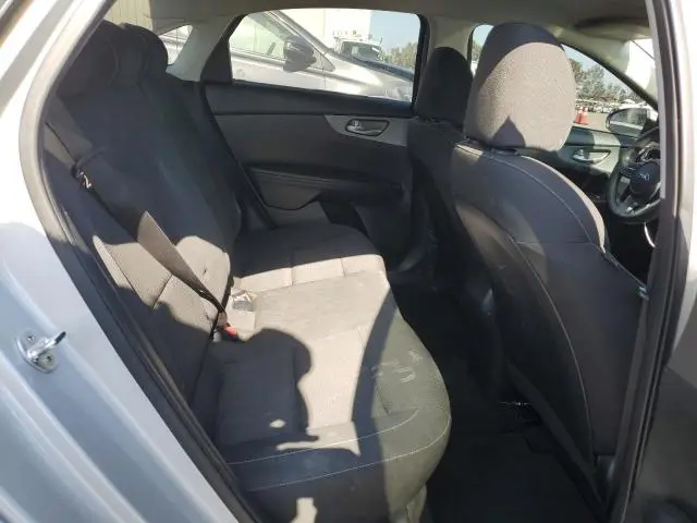 2019 KIA FORTE FE  