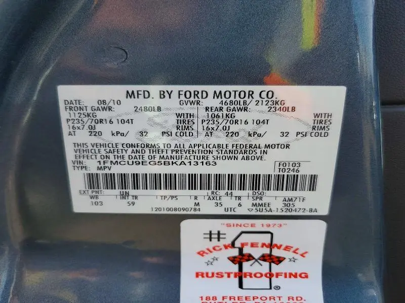 2011 FORD ESCAPE LIMITED  