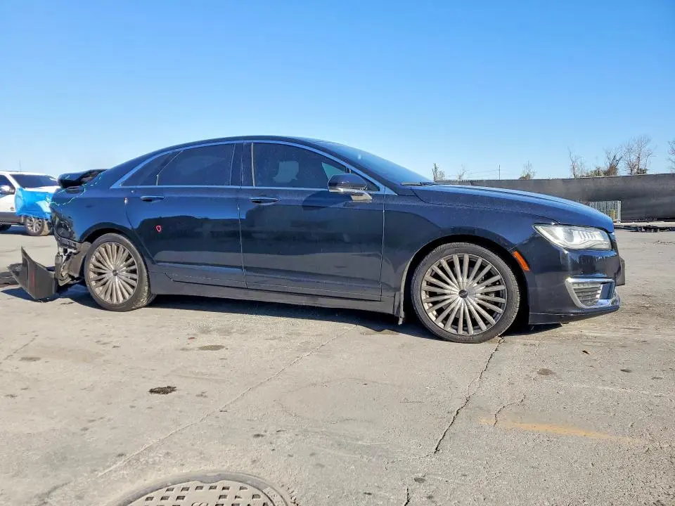 2017 LINCOLN MKZ RESERVE  