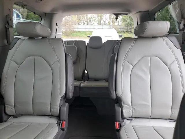 2017 CHRYSLER PACIFICA TOURING L  