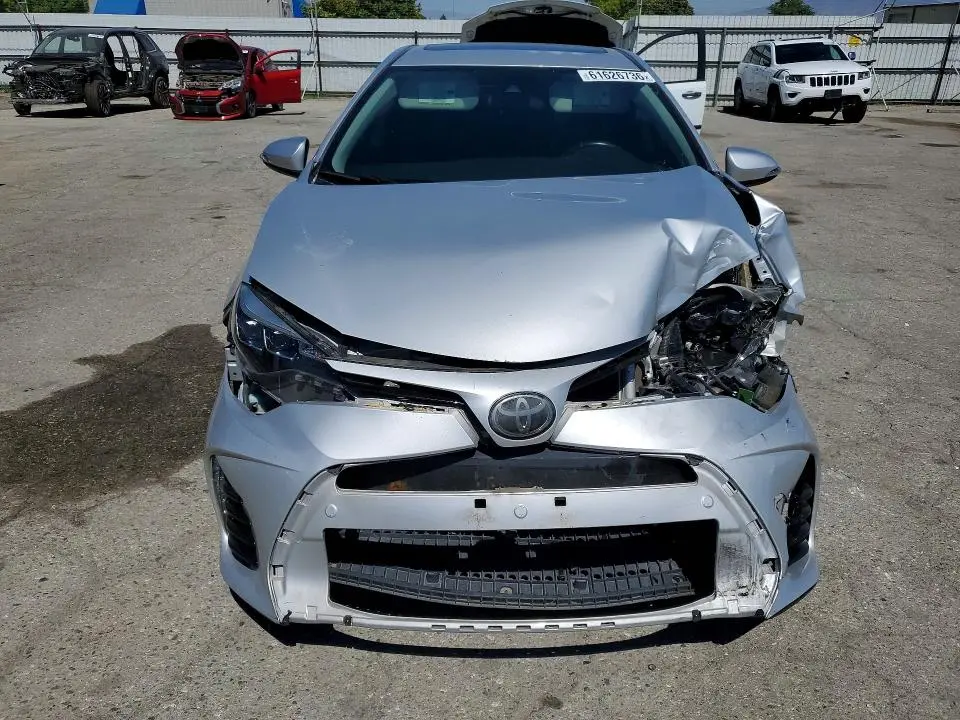 2017 TOYOTA COROLLA SE  