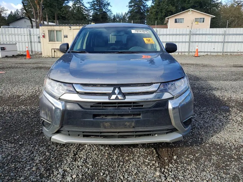 2018 MITSUBISHI OUTLANDER SE  