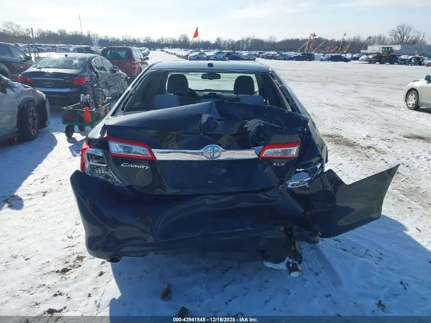 2013 TOYOTA CAMRY XLE V6