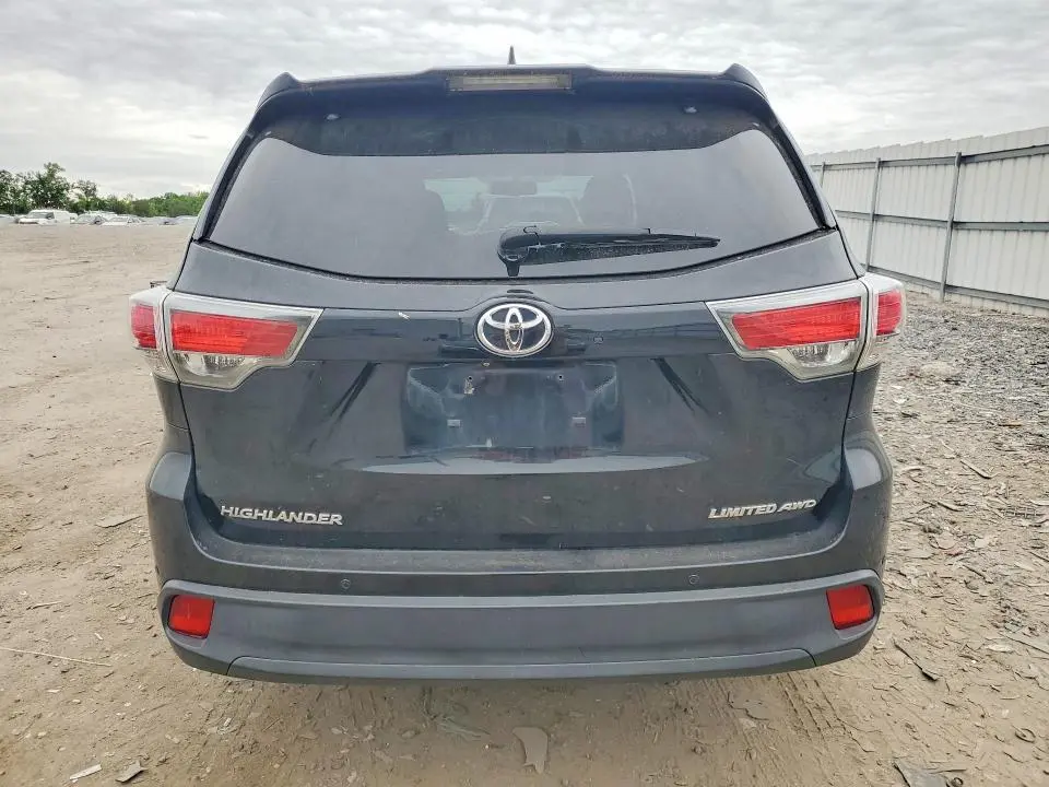 2015 TOYOTA HIGHLANDER LIMITED  