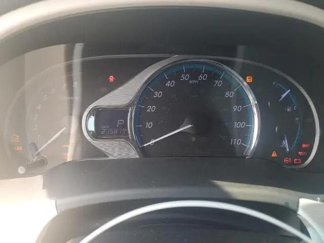 2014 TOYOTA SIENNA XLE