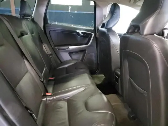 2015 VOLVO XC60 T6 PREMIER  