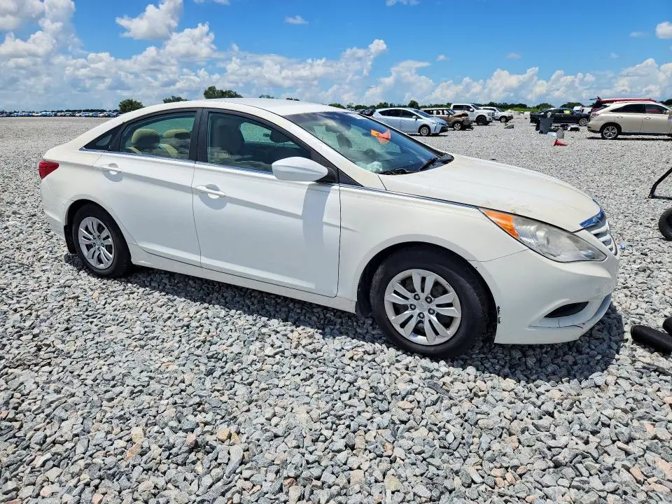 2012 HYUNDAI SONATA GLS  