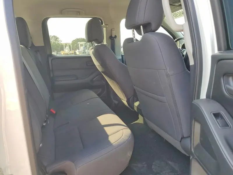 2025 NISSAN FRONTIER S  