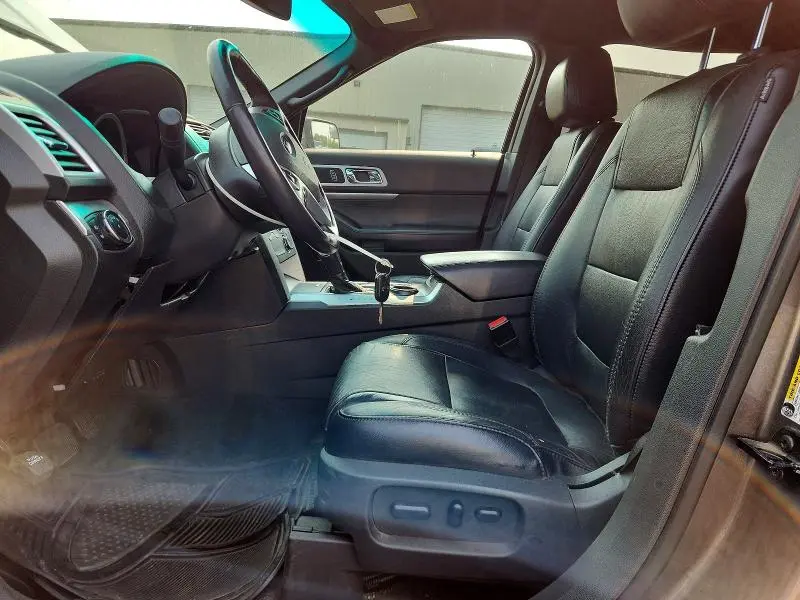 2011 FORD EXPLORER XLT  