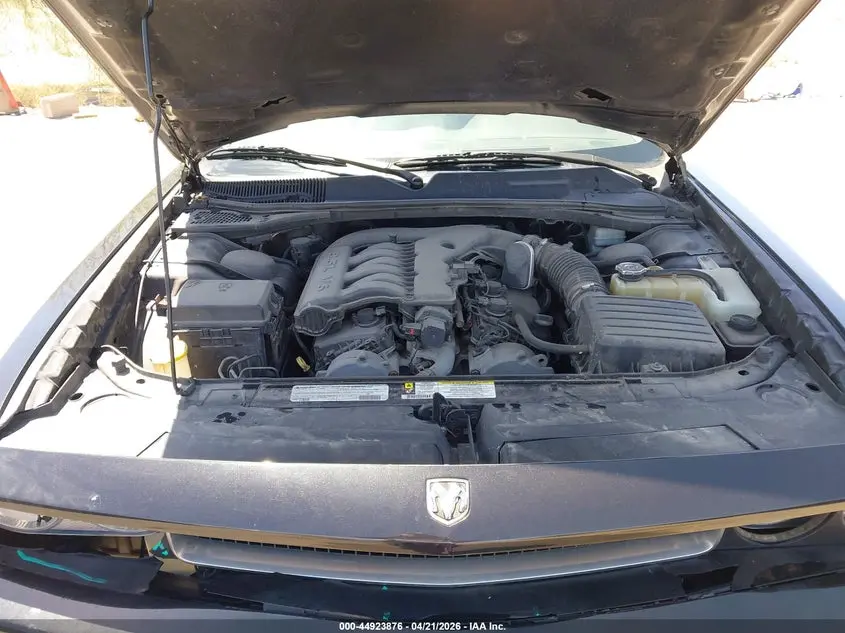 2010 DODGE CHALLENGER SE