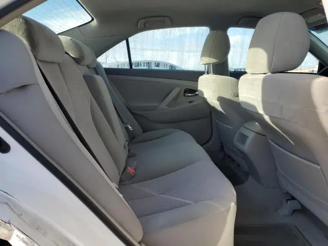 2011 TOYOTA CAMRY BASE  