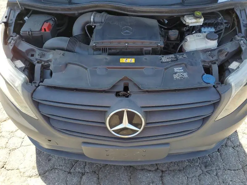 2023 MERCEDES-BENZ METRIS   