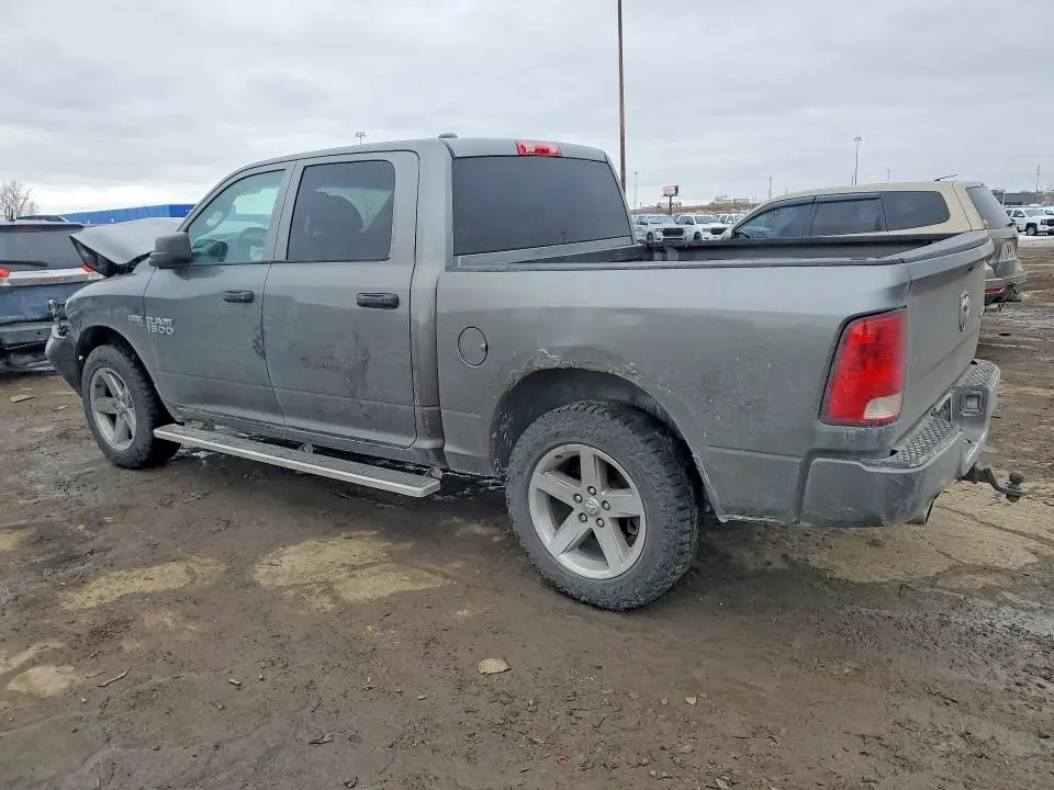 2013 RAM 1500 ST  