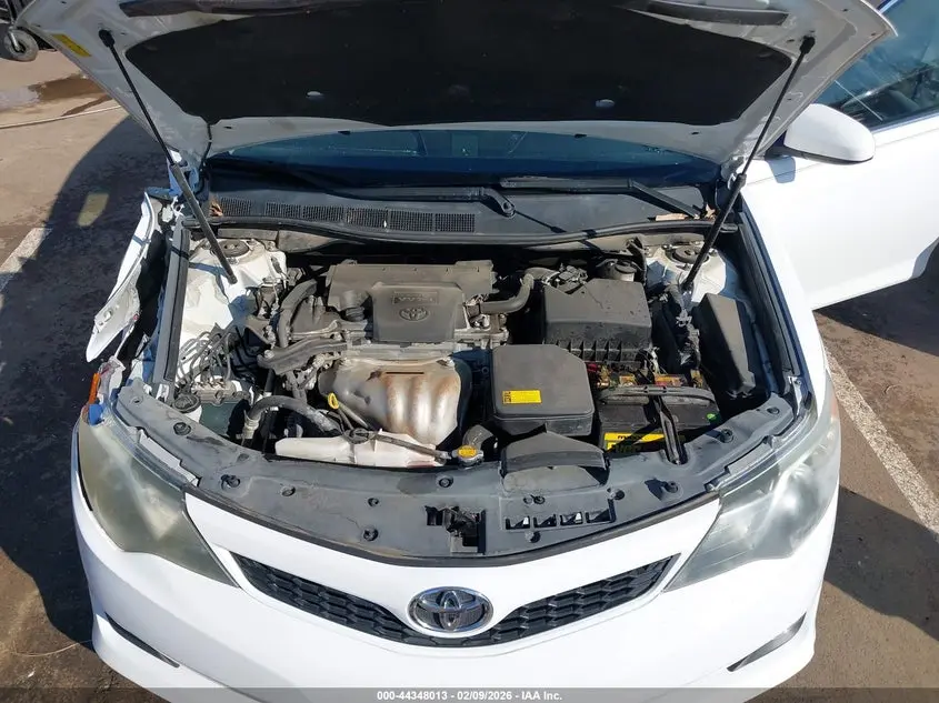 2013 TOYOTA CAMRY SE