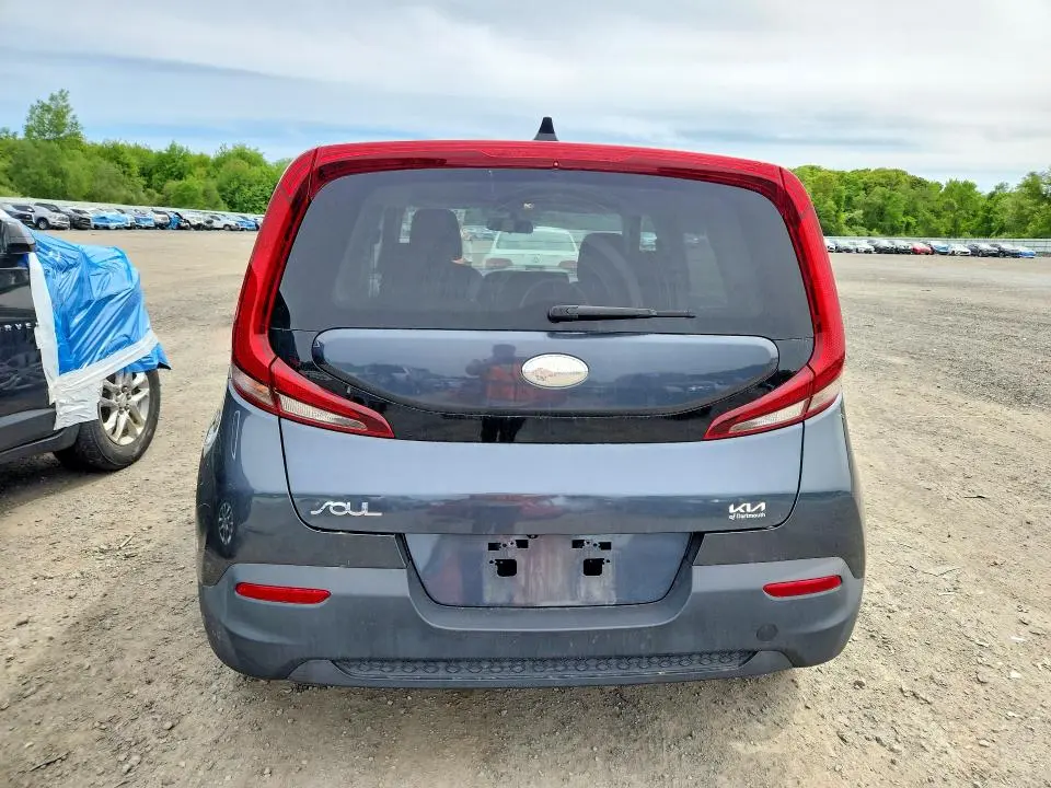 2020 KIA SOUL LX  