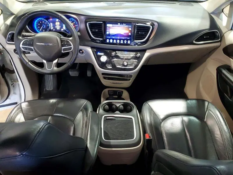 2017 CHRYSLER PACIFICA TOURING L PLUS  