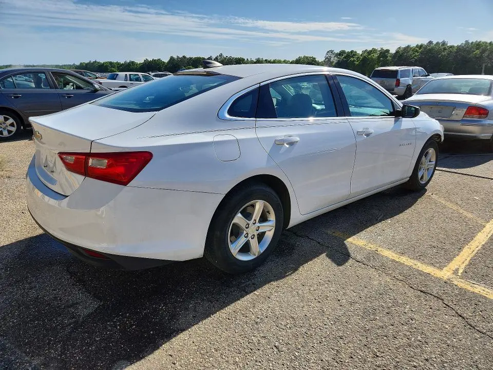 2021 CHEVROLET MALIBU LS  
