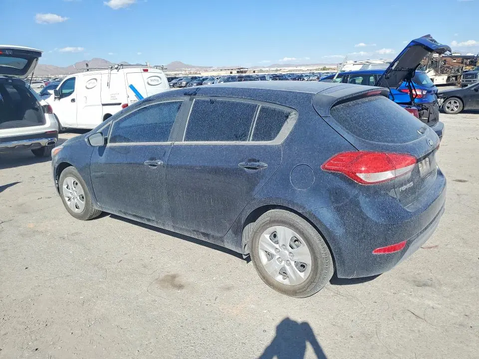 2017 KIA FORTE LX  