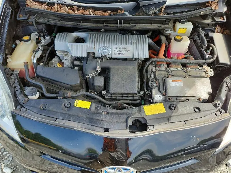 2012 TOYOTA PRIUS TWO  