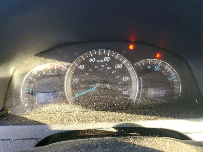 2014 TOYOTA CAMRY SE  