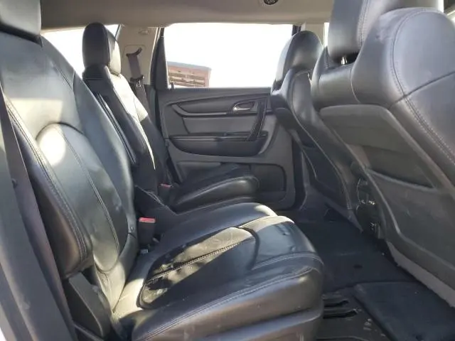 2015 CHEVROLET TRAVERSE LT  