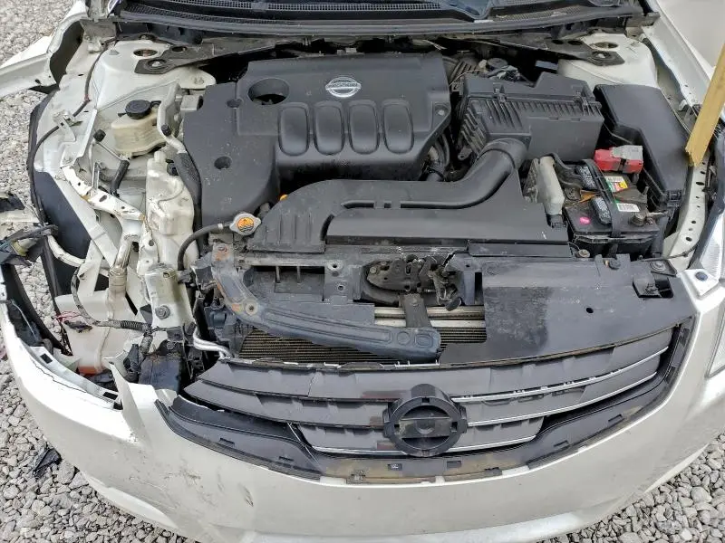 2010 NISSAN ALTIMA BASE  