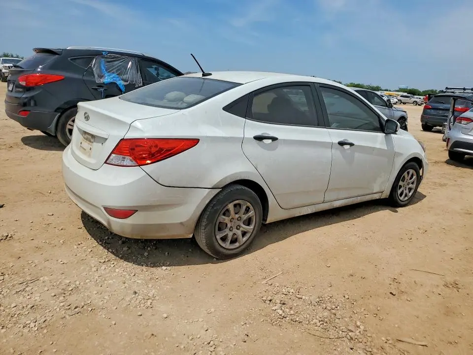 2012 HYUNDAI ACCENT GLS  