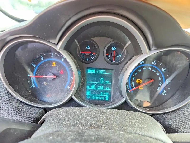 2015 CHEVROLET CRUZE LT  