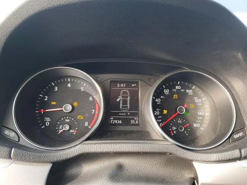 2016 VOLKSWAGEN PASSAT S  