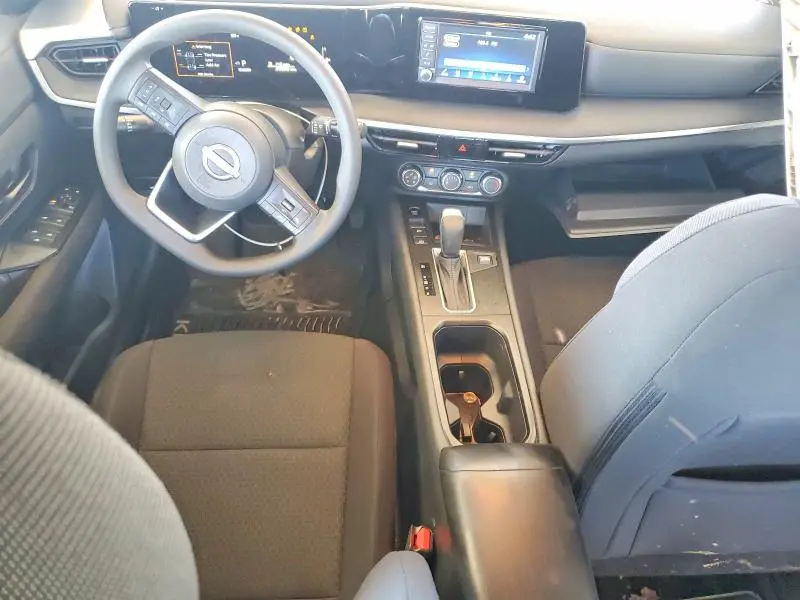 2025 NISSAN KICKS S  