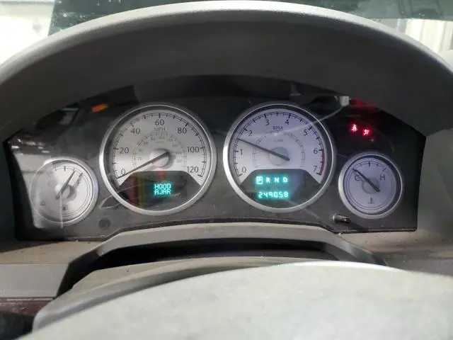 2010 CHRYSLER TOWN & COUNTRY TOURING  