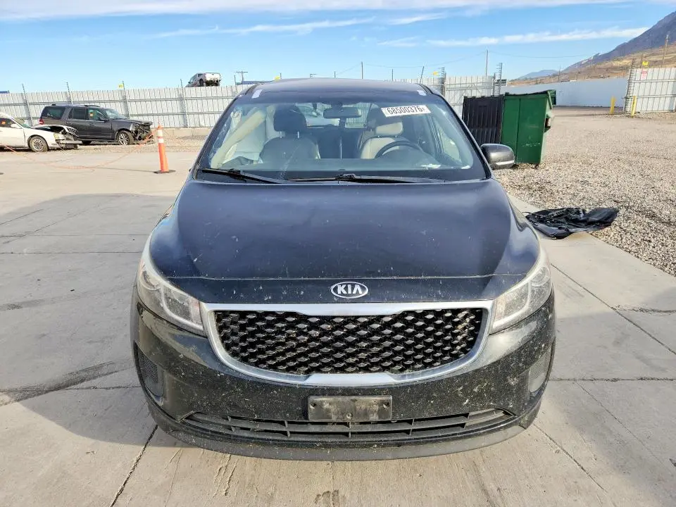 2017 KIA SEDONA LX  