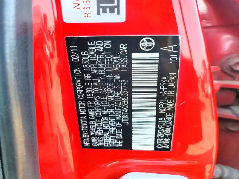 2011 TOYOTA YARIS BASE  