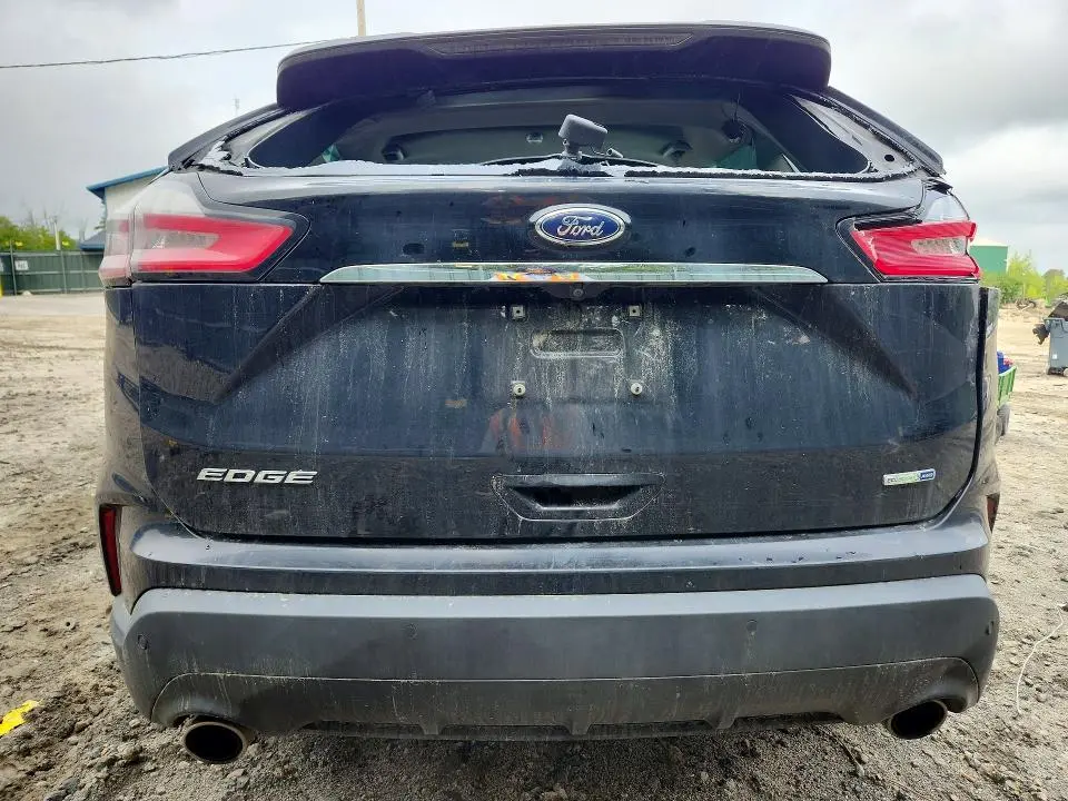 2020 FORD EDGE SE  