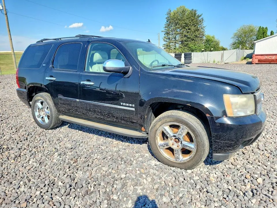 2011 CHEVROLET TAHOE K1500 LTZ  