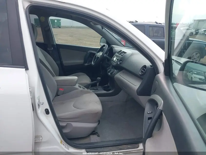 2012 TOYOTA RAV4  