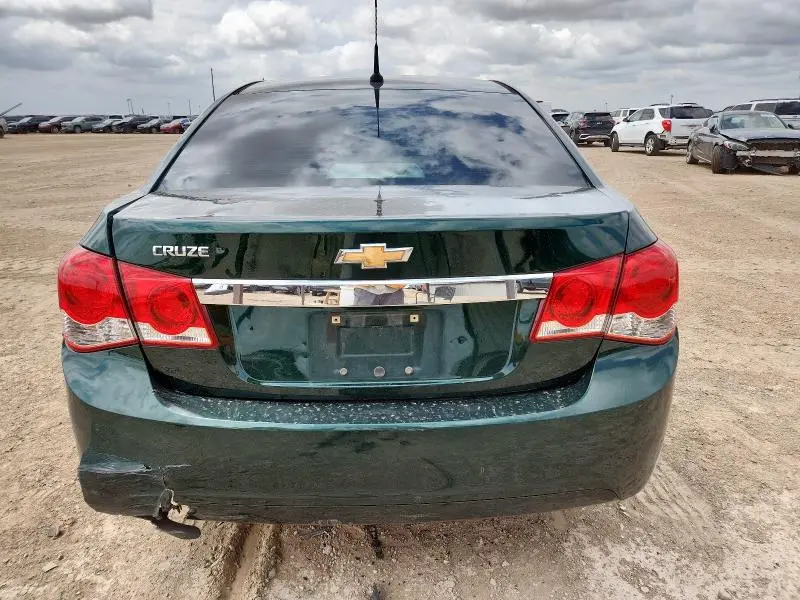 2014 CHEVROLET CRUZE LS  