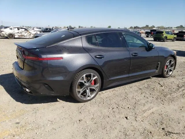 2019 KIA STINGER GT  