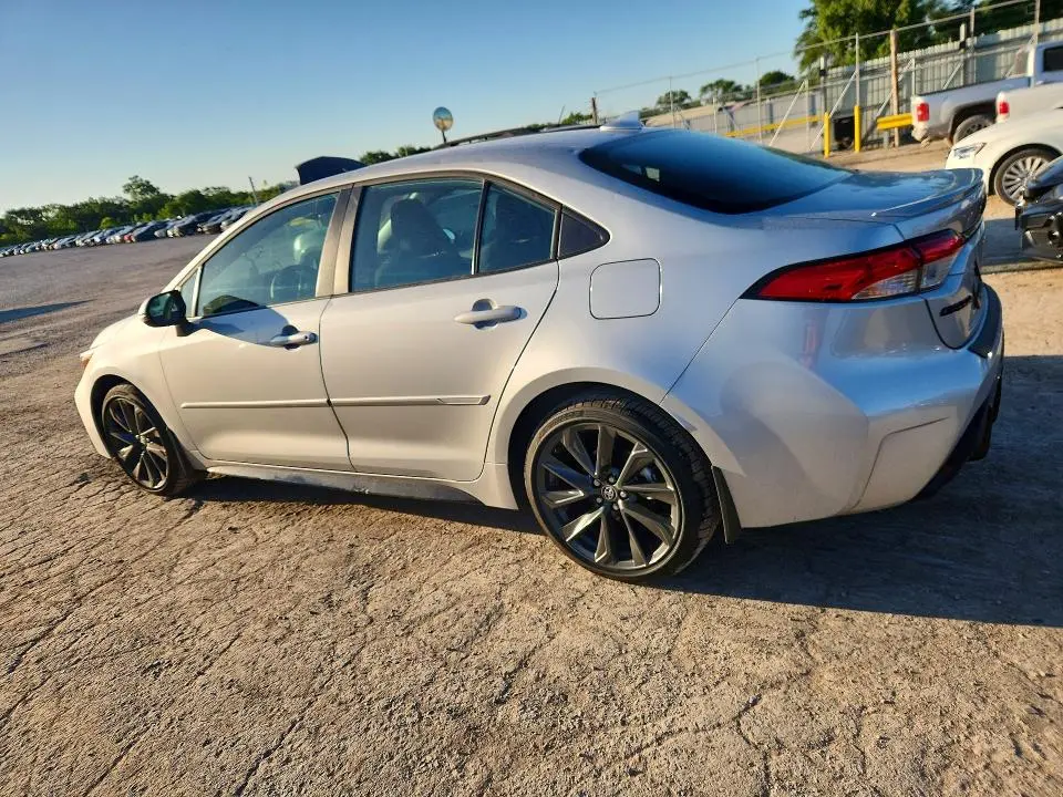 2026 TOYOTA COROLLA SE  