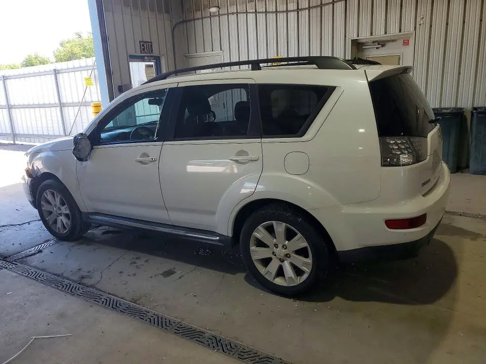 2010 MITSUBISHI OUTLANDER SE  