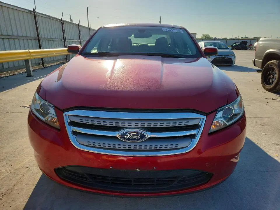 2011 FORD TAURUS SEL  