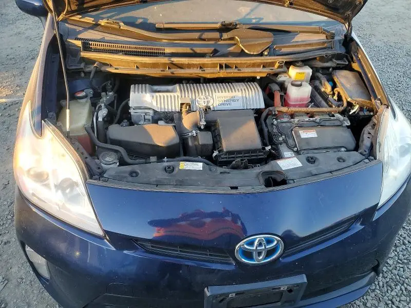 2015 TOYOTA PRIUS   