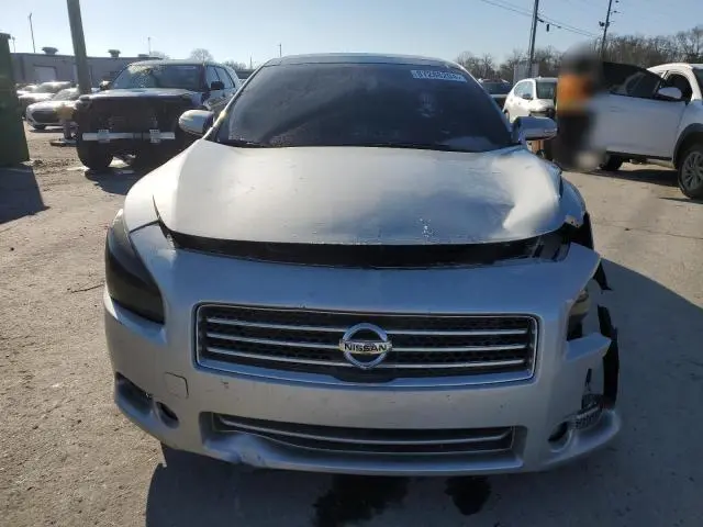 2011 NISSAN MAXIMA S  