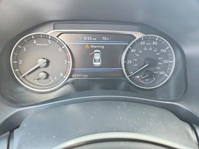 2023 NISSAN ALTIMA SR  