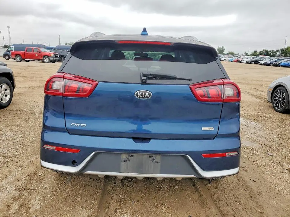 2019 KIA NIRO LX  