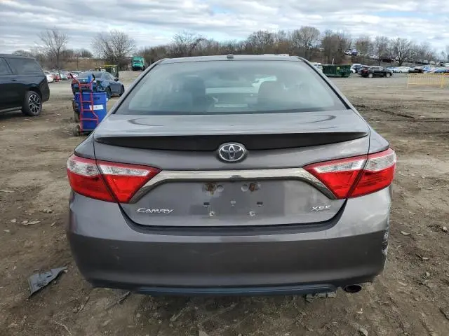 2015 TOYOTA CAMRY LE  