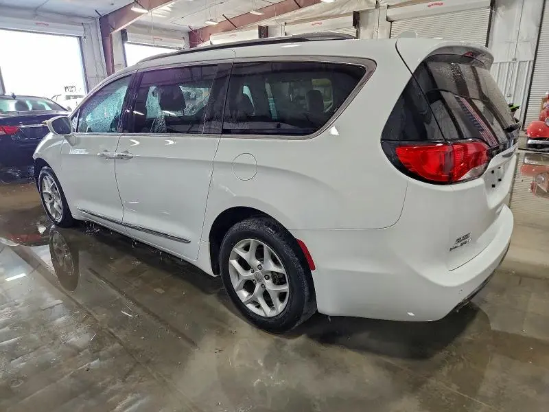 2017 CHRYSLER PACIFICA TOURING L PLUS  