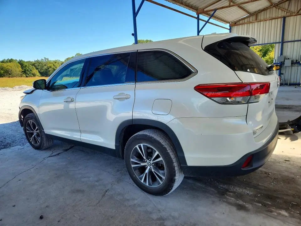 2019 TOYOTA HIGHLANDER LE PLUS  